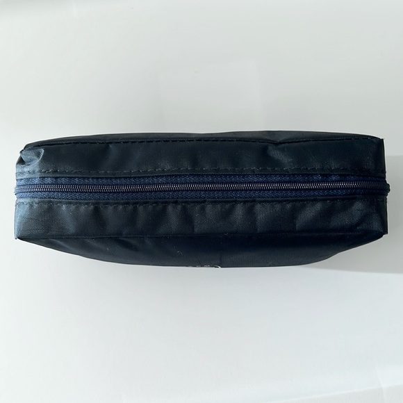 Unused Skyteam flight amenity bag - Picture 7 of 8